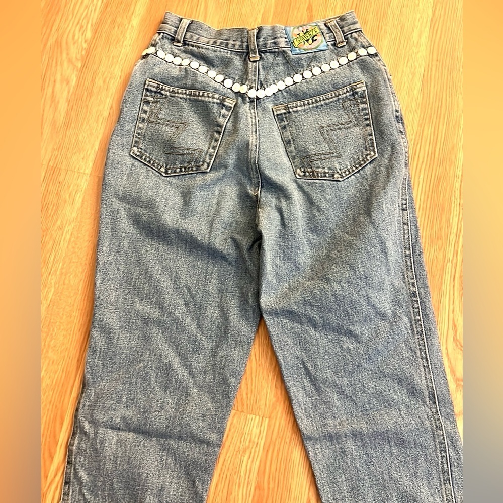 VTG Squeeze, Authentic Squeeze @87 blue Jeans, Mother of Pearl Buttons, Size 5/6 - Picture 6 of 12